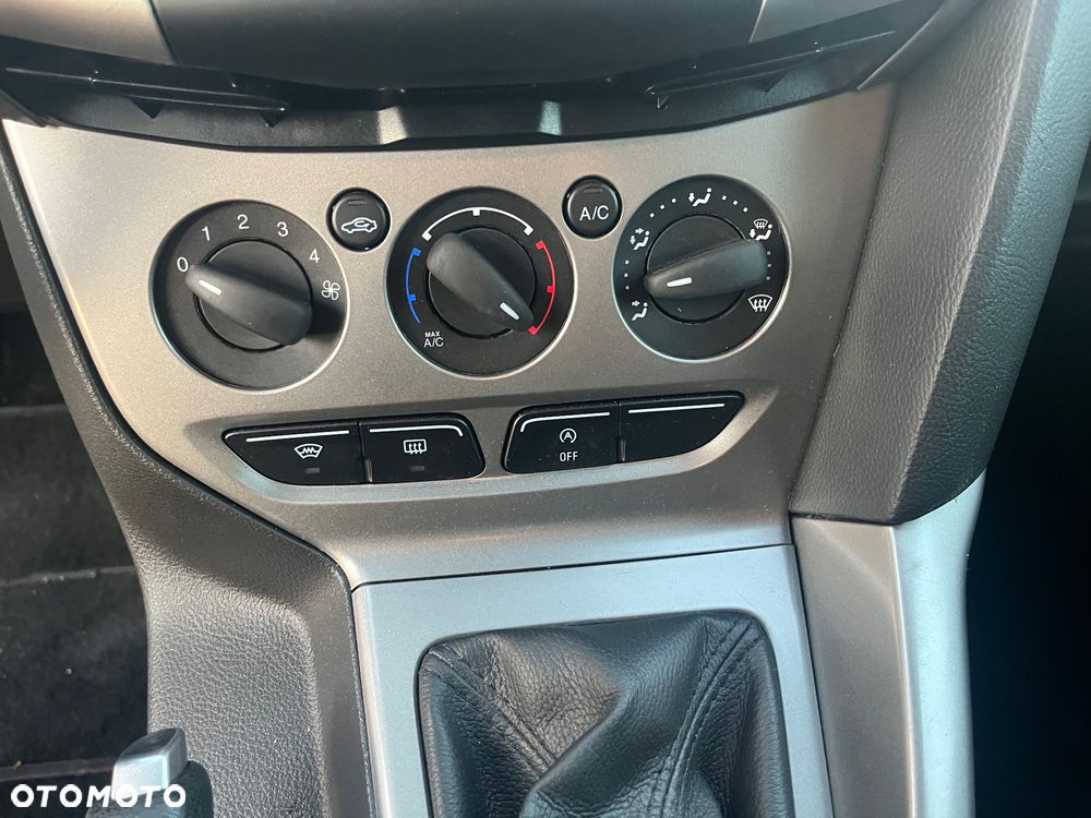 Ford Focus SW 1.0 EcoBoost S&S - 14
