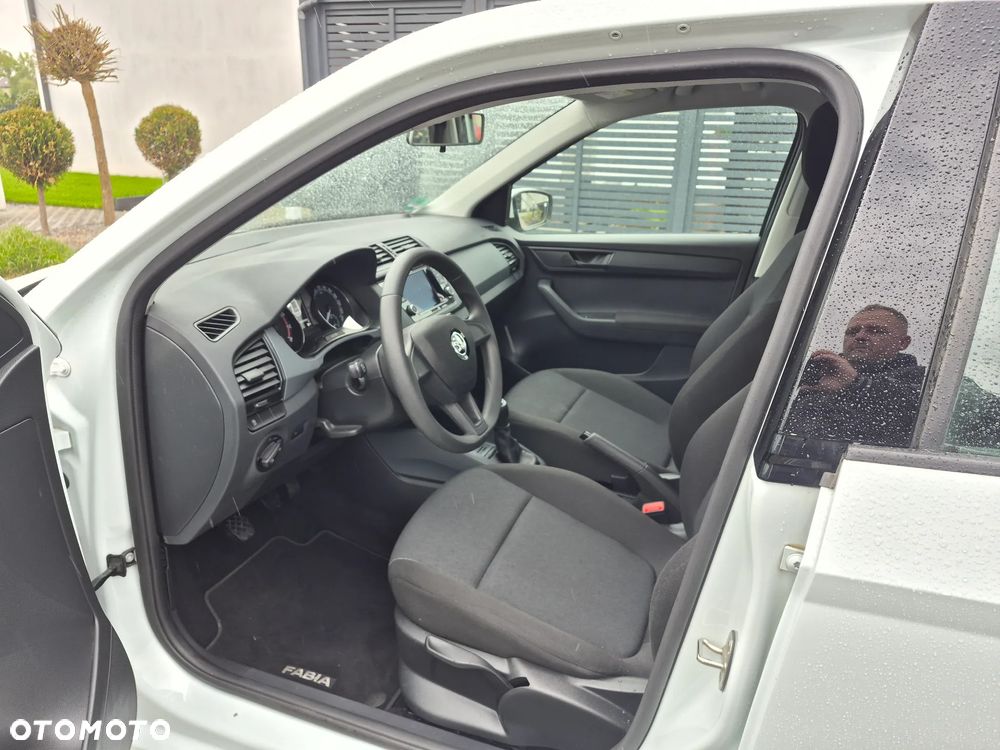 Skoda Fabia 1.0 Style - 11