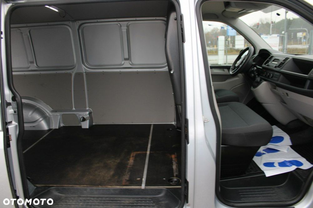 Volkswagen Transporter - 14