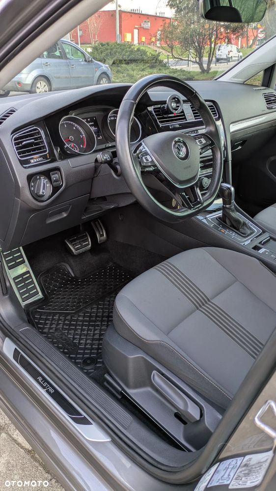 Volkswagen Golf 2.0 TDI BlueMotion Technology DSG Allstar - 26