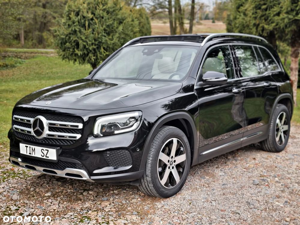 Mercedes-Benz GLB - 11