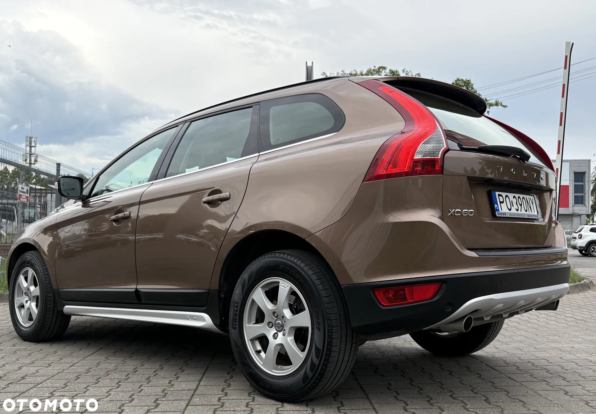 Volvo XC 60 2.4D AWD Momentum - 7