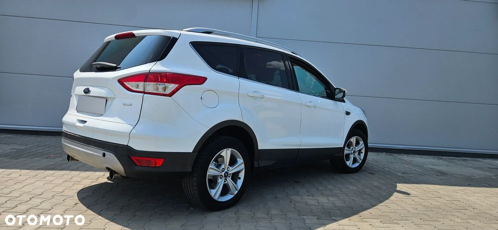 Ford Kuga 1.5 EcoBoost 2x4 Cool & Connect - 5
