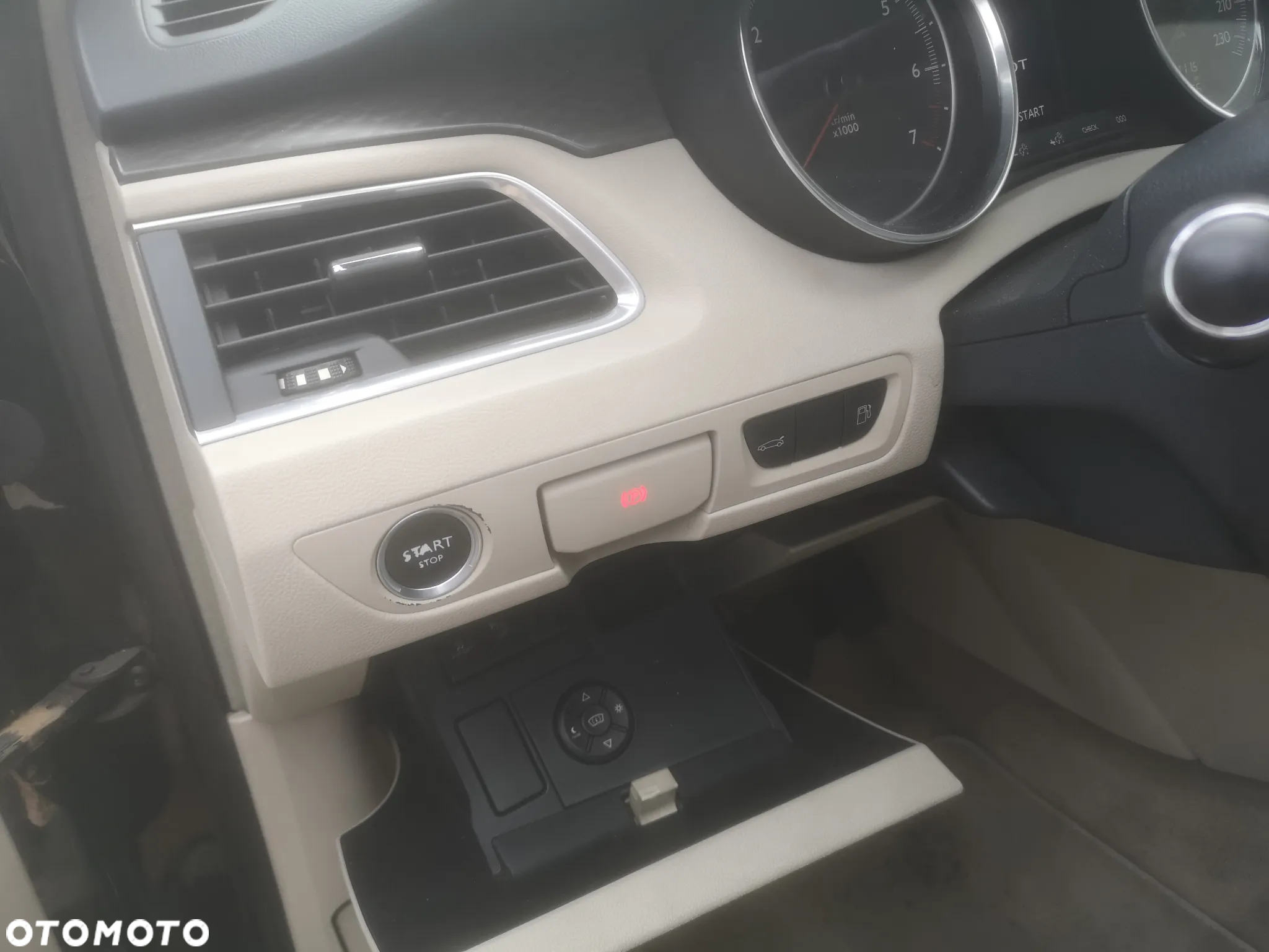 Peugeot 508 1.6 T Allure - 22
