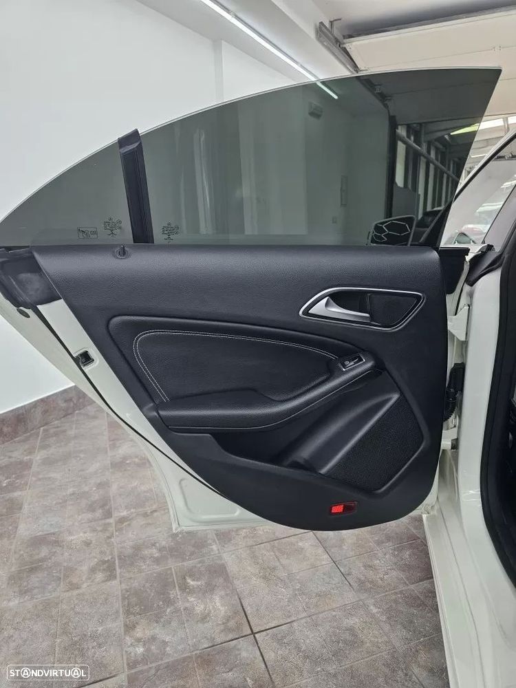 Mercedes-Benz CLA 180 d Urban - 49