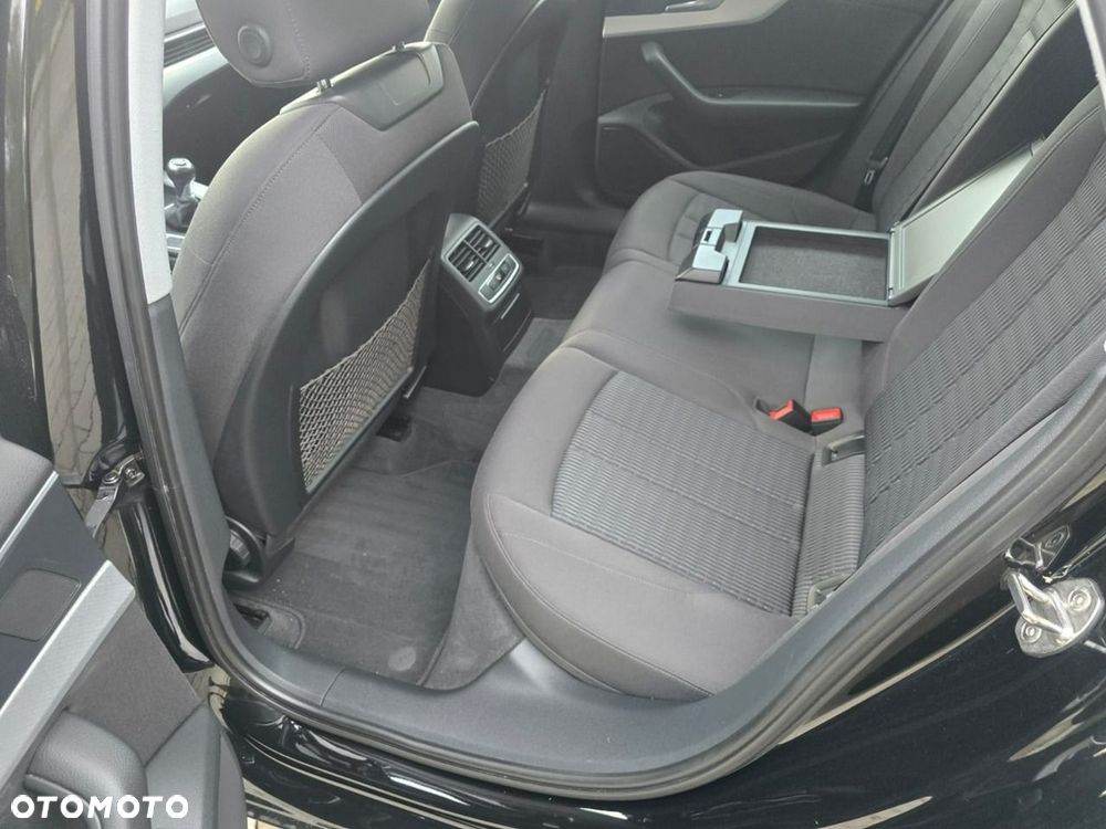 Audi A4 Limousine - 24
