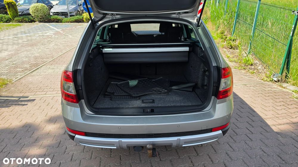 Skoda Octavia 2.0 TDI (Green tec) 4x4 Scout - 14