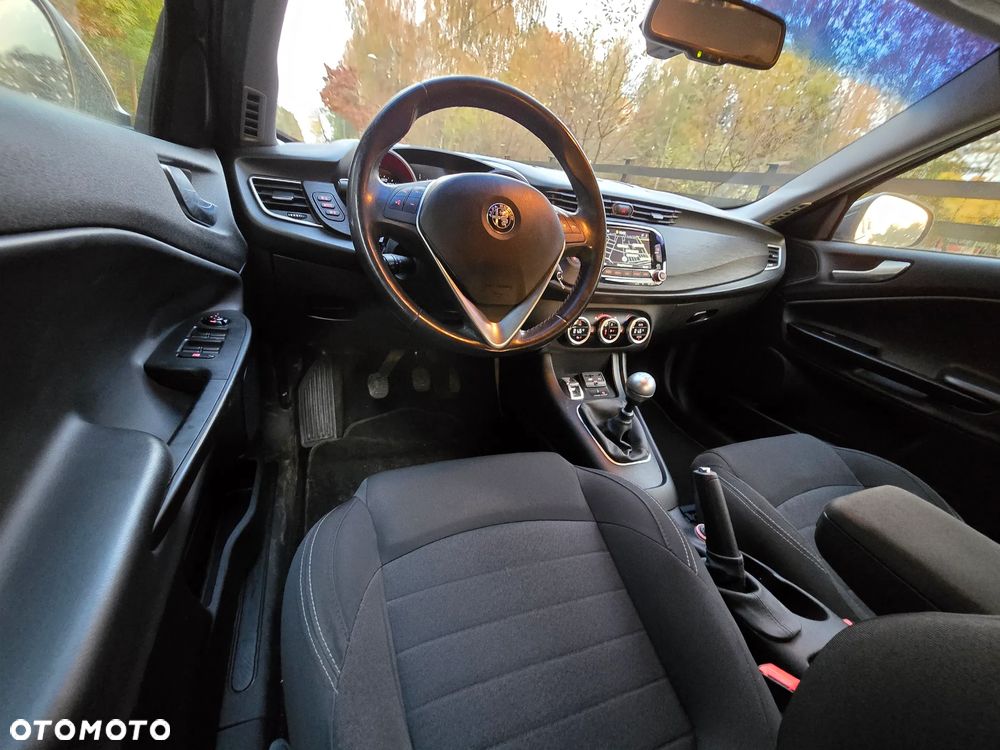 Alfa Romeo Giulietta 1.6 JTDM 16V Super - 30