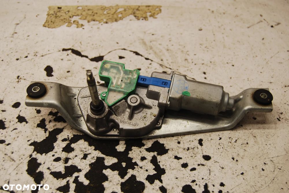 SILNICZEK WYCIERACZKI TYŁ TYLNY SUBARU IMPREZA III GH - 1