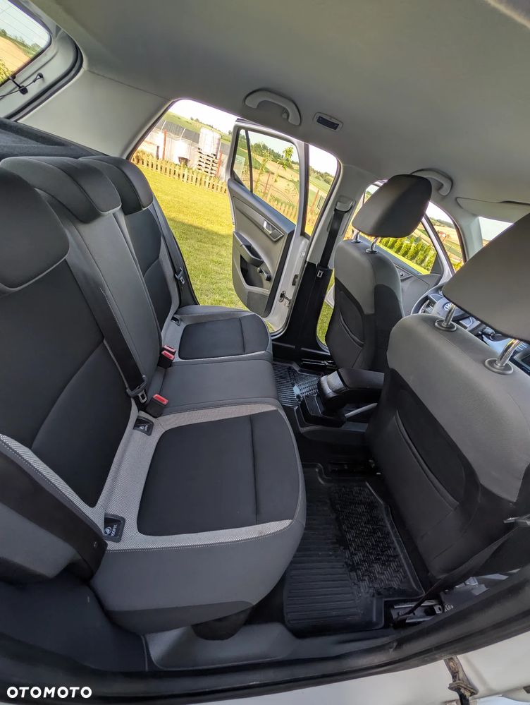 Skoda Fabia 1.0 Ambition - 10