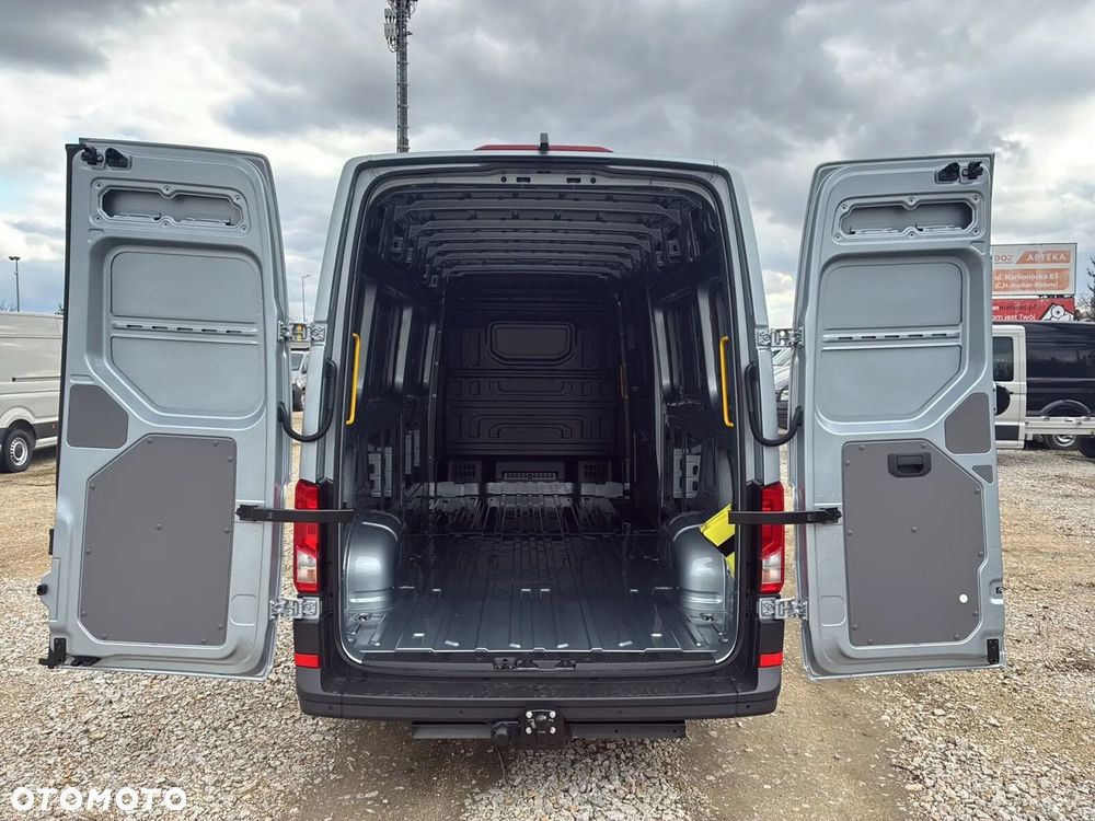 Volkswagen Crafter 35 Furgon L4H3, 2.0BiTDI 177KM, 4490mm, Wysoki dach - 12