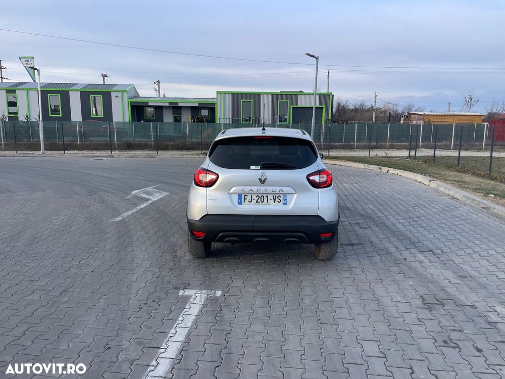 Renault Captur dCi 90 COLLECTION - 4