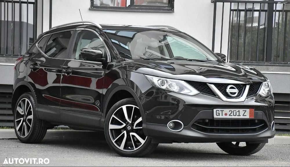 Nissan Qashqai 1.6L dCi Start/Stop 4X4-i Tekna - 1
