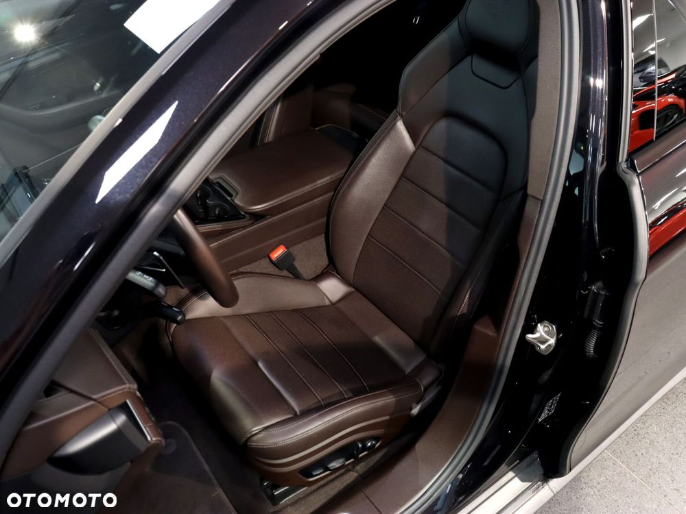 Porsche Panamera 4 E-Hybrid PHEV - 15