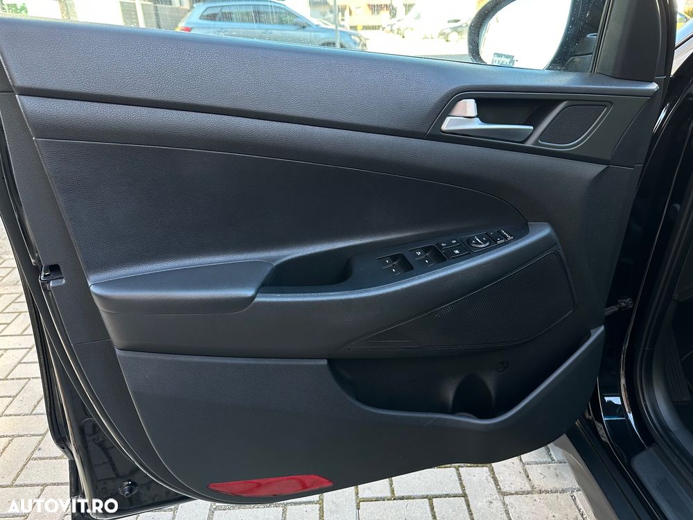 Hyundai Tucson 2.0 CRDI 4WD Automatik Style - 14