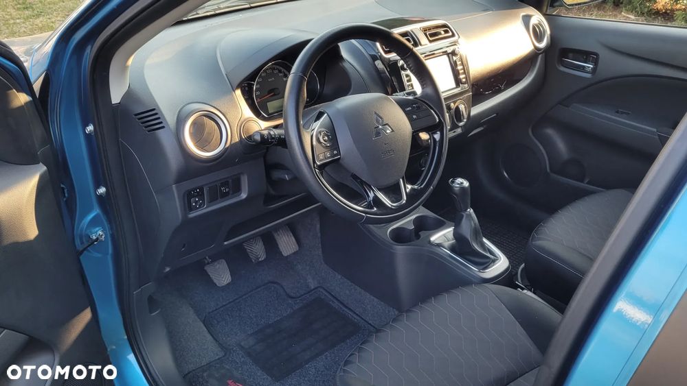 Mitsubishi Space Star 1.2 - 8