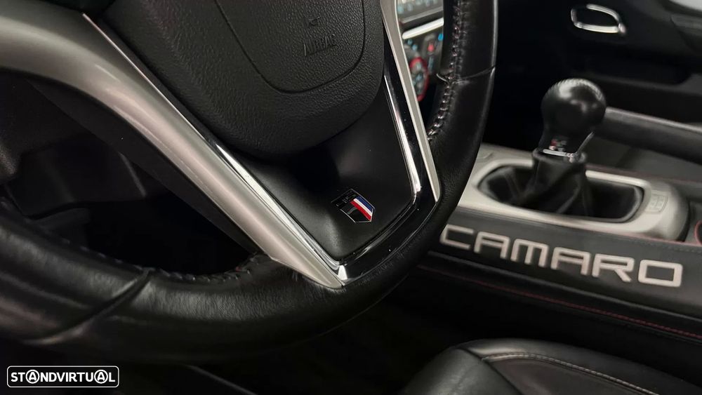 Chevrolet Camaro Coupe 6.2 V8 - 25