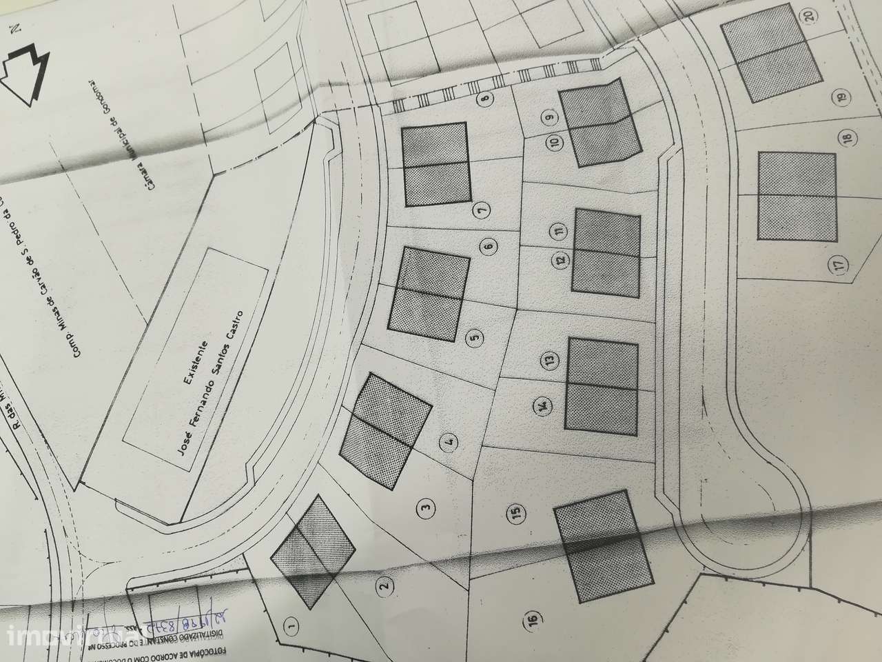 Terreno Urbano 501m² Lote 2 Fânzeres e São Pedro da Cova, Gondomar - Grande imagem: 3/3