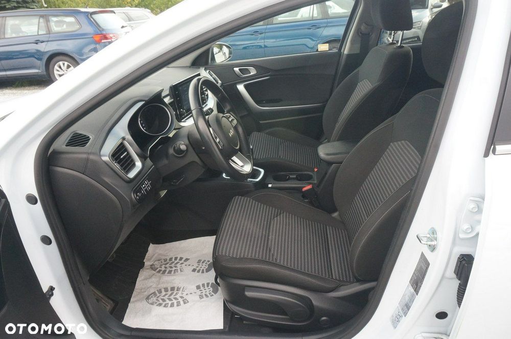 Kia Ceed 1.5 T-GDI M - 20