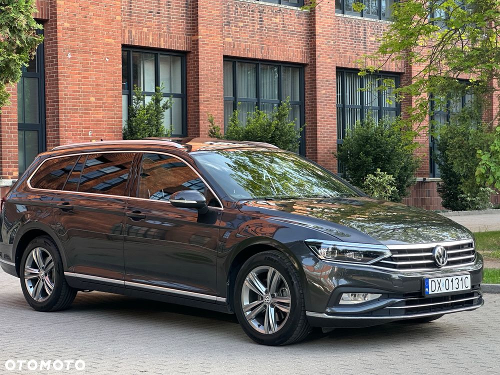Volkswagen Passat 1.6 TDI SCR DSG Conceptline - 3