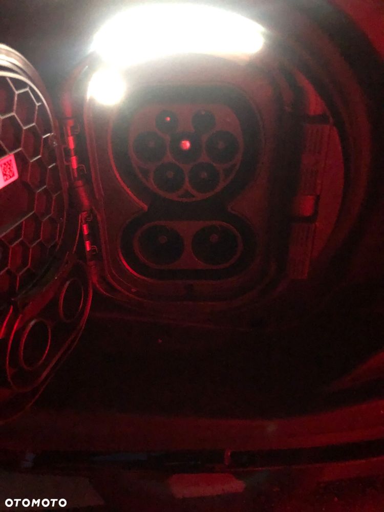 Mercedes-Benz Klasa E 400 PHEV 4-Matic Exclusive 9G-Tronic - 18