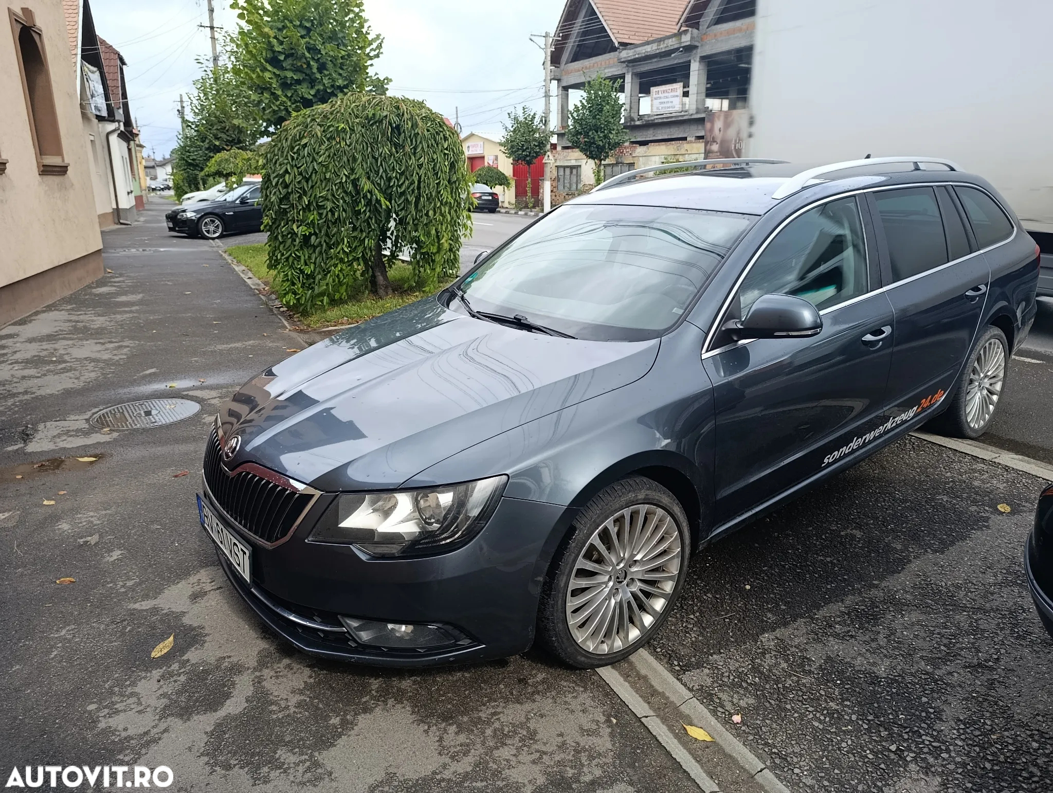 Skoda Superb 2.0 TDI 4X4 Elegance - 9