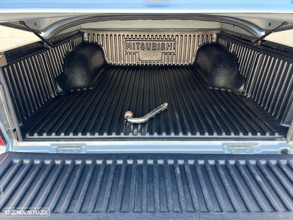 Mitsubishi L200 2.5 TD Strakar ABS CD - 27