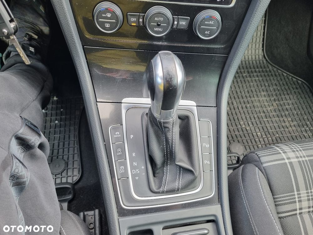 Volkswagen Golf Variant ver-variant-gtd-bluemotion-technology-dsg - 31