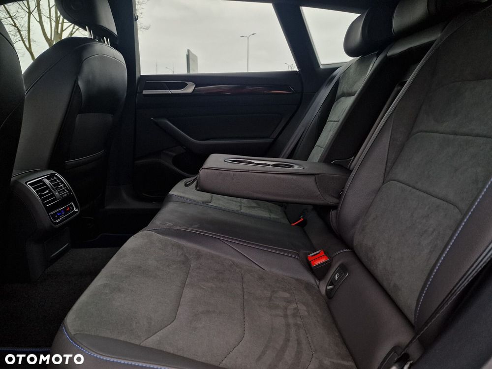 Volkswagen Arteon 2.0 TSI 4Motion R DSG - 5