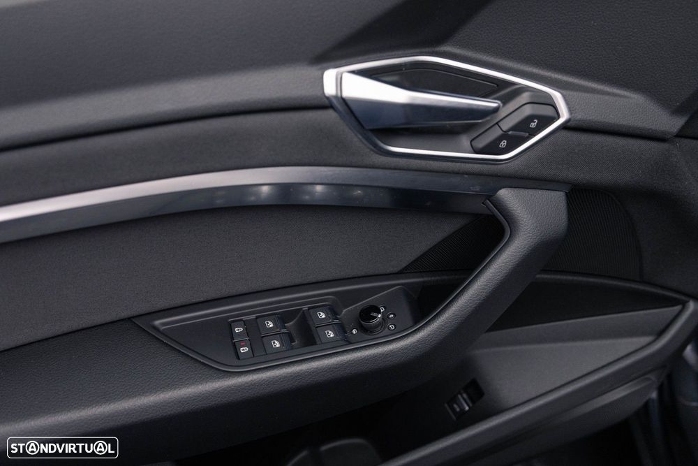 Audi e-tron 50 quattro - 43