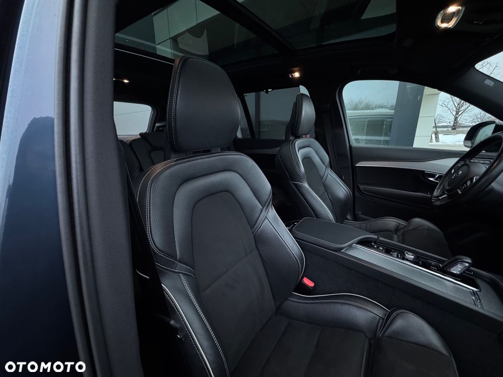 Volvo XC 90 B5 D AWD Ultimate Dark - 30