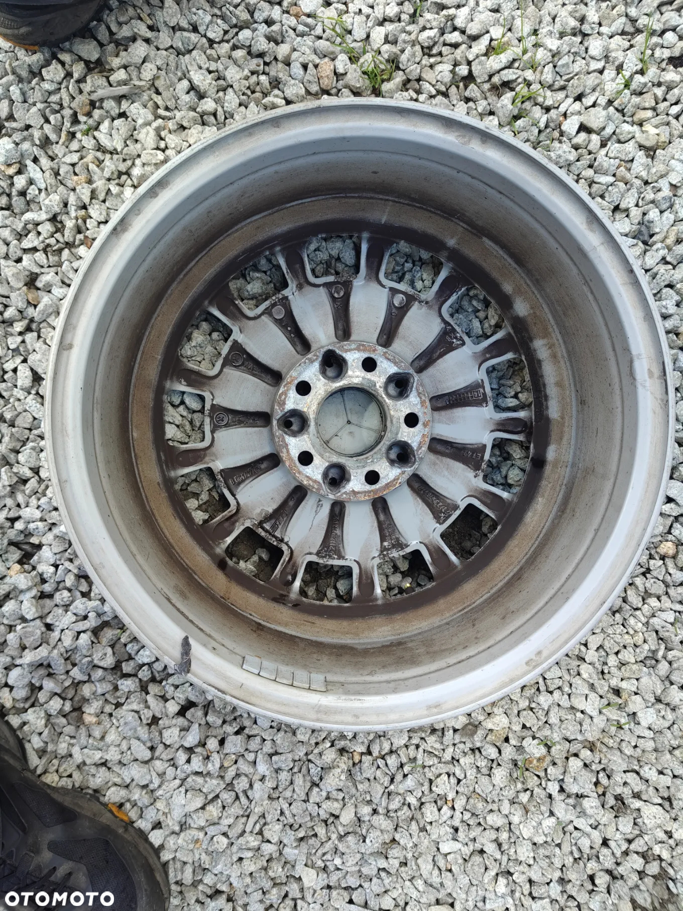 MERCEDES e-KLASA W211 FELGA Aluminiowa A2114011402 Sztuka - 13
