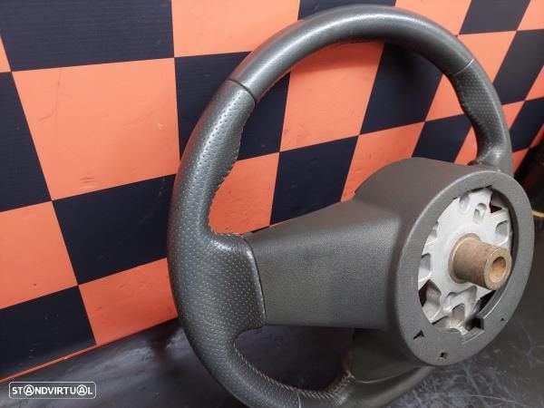 Volante Nissan Np300 Navara (D40) - 3