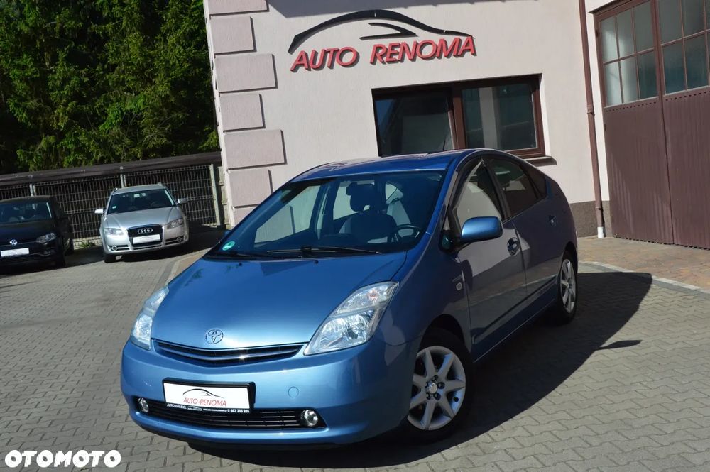 Toyota Prius - 1