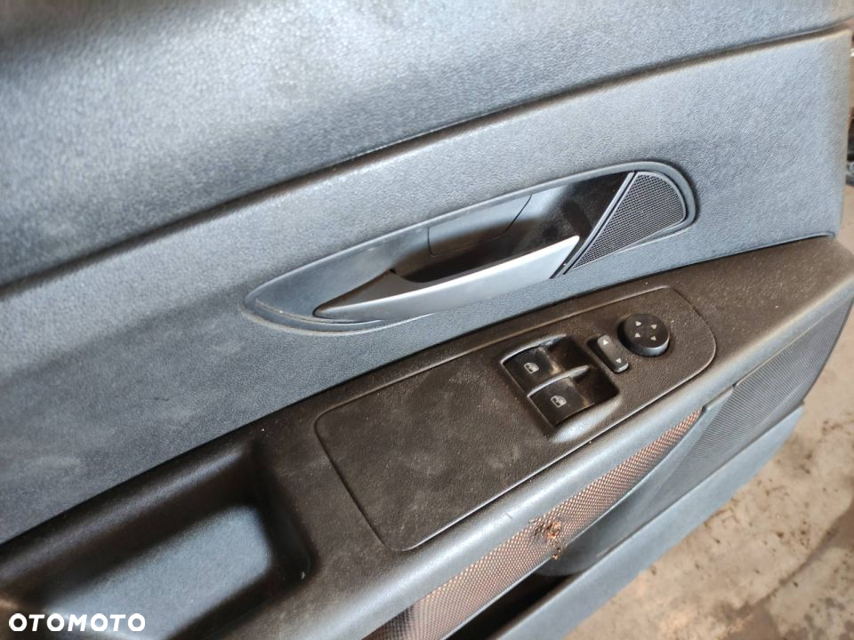 DRZWI KOMPLETNE LEWY PRZÓD FIAT GRANDE PUNTO 595/A - 8