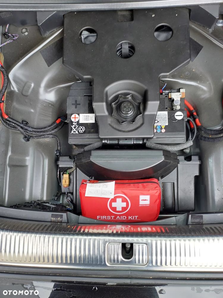 Audi A4 Avant 40 TDI S tronic quattro design - 20