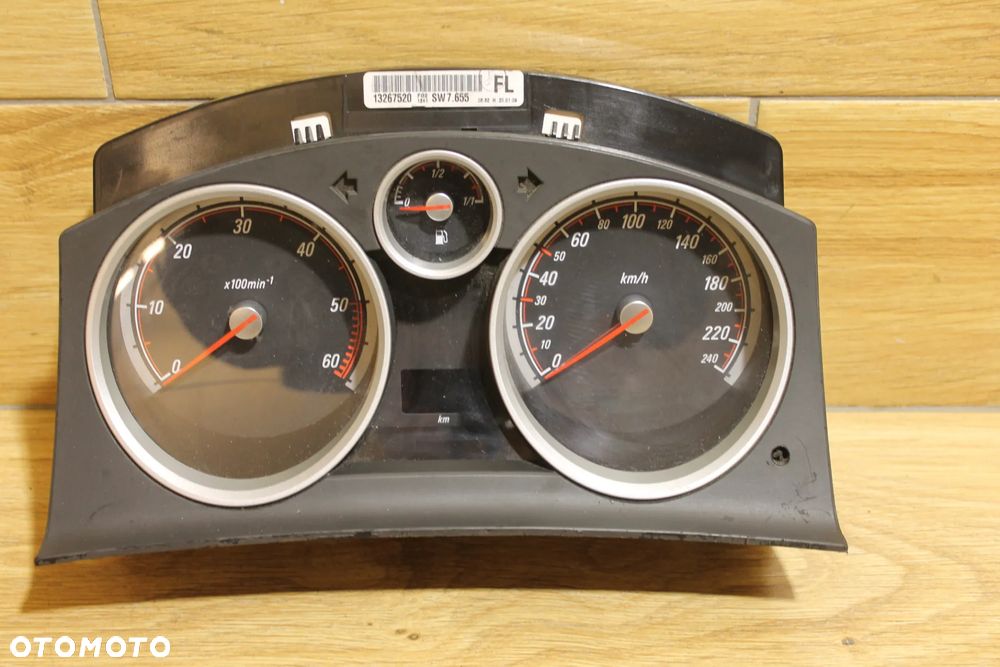 Licznik Zegary Opel Zafira B 1.7 CDTI 13267520