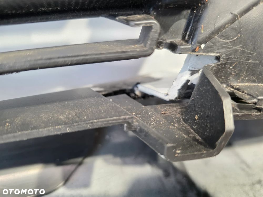 PEUGEOT EXPERT TRAVELLER / CITROEN JUMPY SPACETOURER16- ZDERZAK PRZEDNI PRZÓD NA 6xPDC + KRATKA ŚRODKOWA NR 9811778077 NR AUKCJI NZ2015 - 33