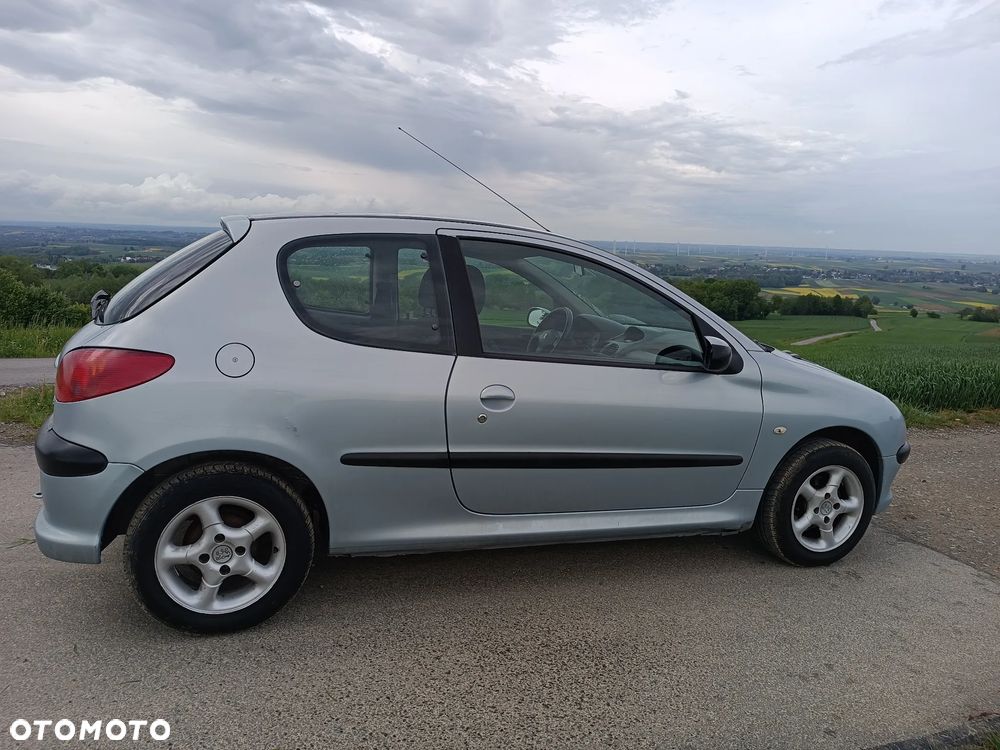 Peugeot 206 1.4 Happy - 4