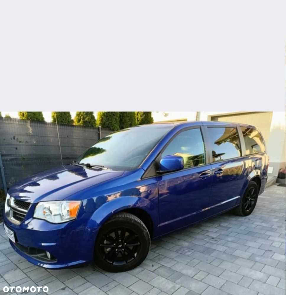 Dodge Grand Caravan - 4
