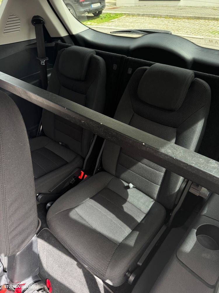 Ford S-Max 2.0 TDCi Titanium 7L - 9