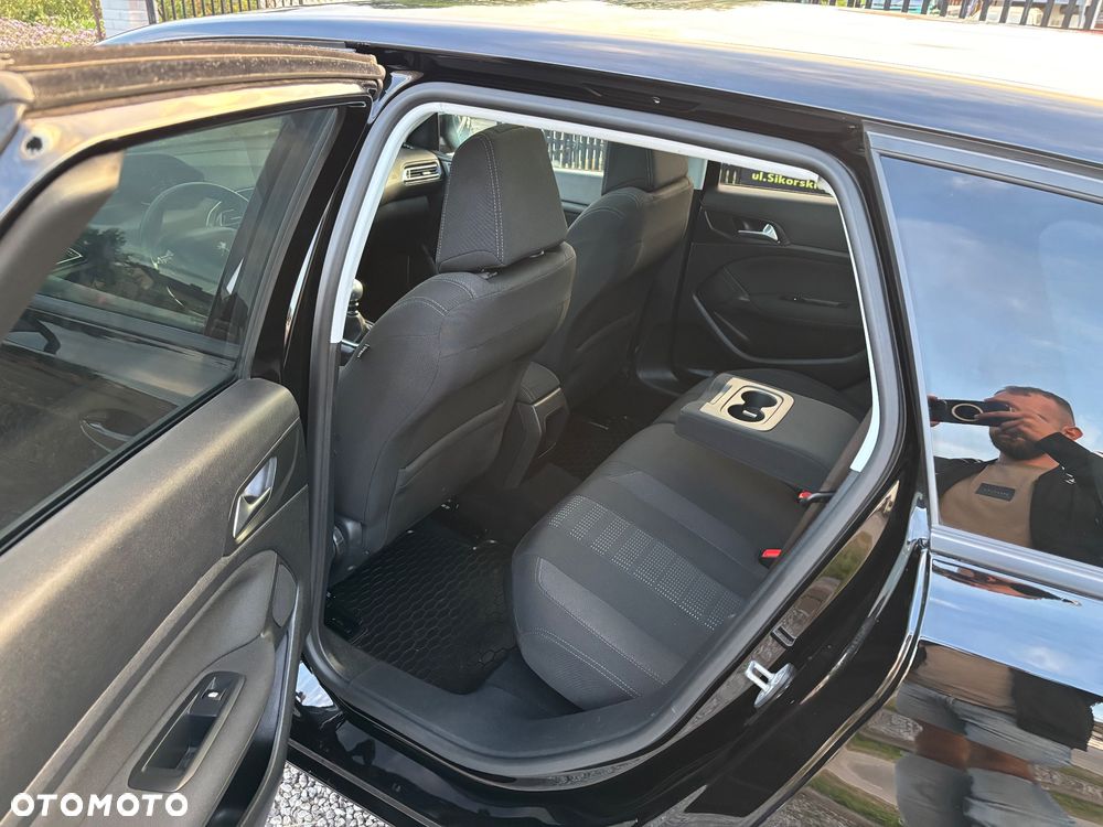 Peugeot 308 - 10
