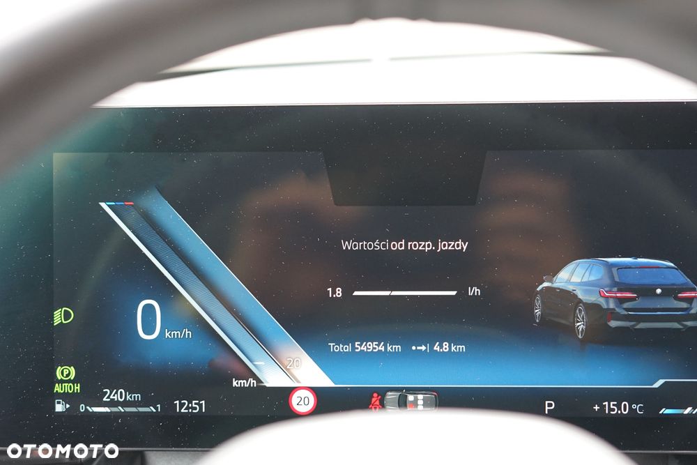 BMW Seria 5 520d xDrive mHEV - 22