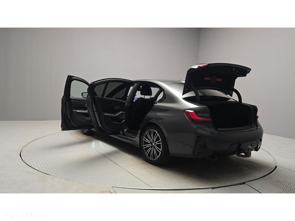 BMW Seria 3 - 11