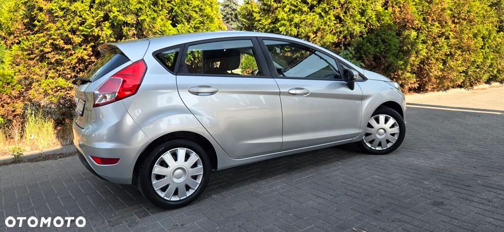 Ford Fiesta 1.25 Platinium X - 18