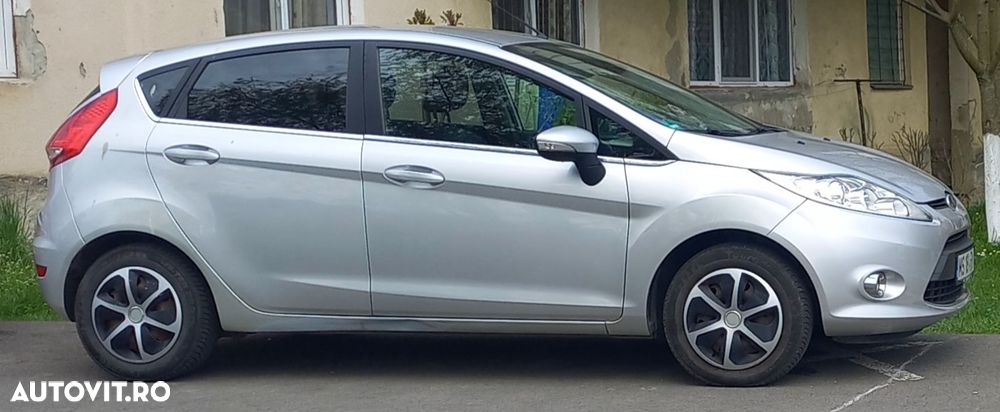 Ford Fiesta 1.4 Titanium - 2