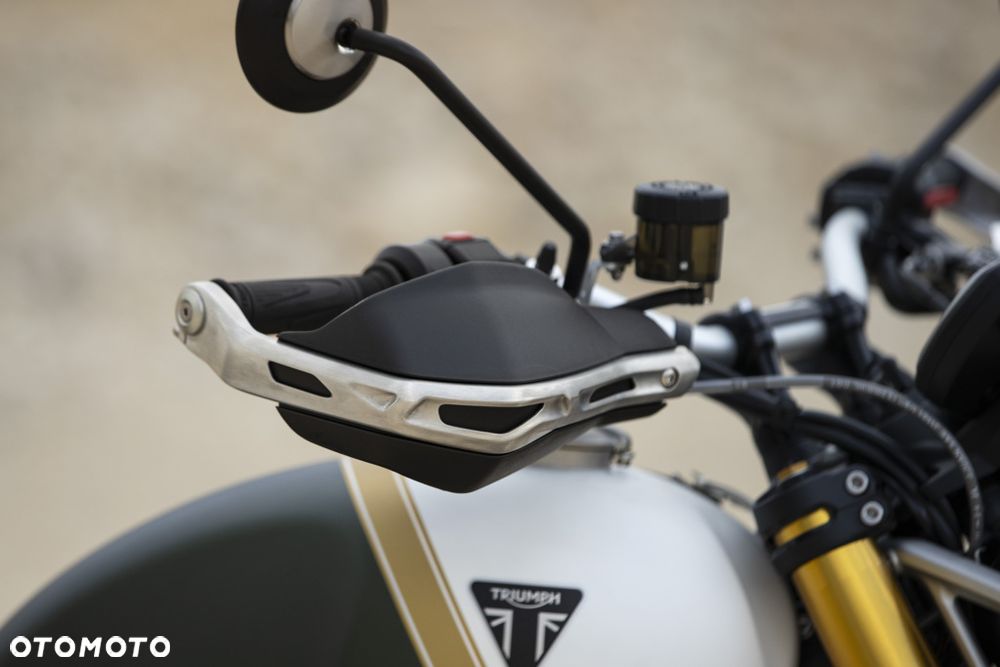Triumph Scrambler - 8