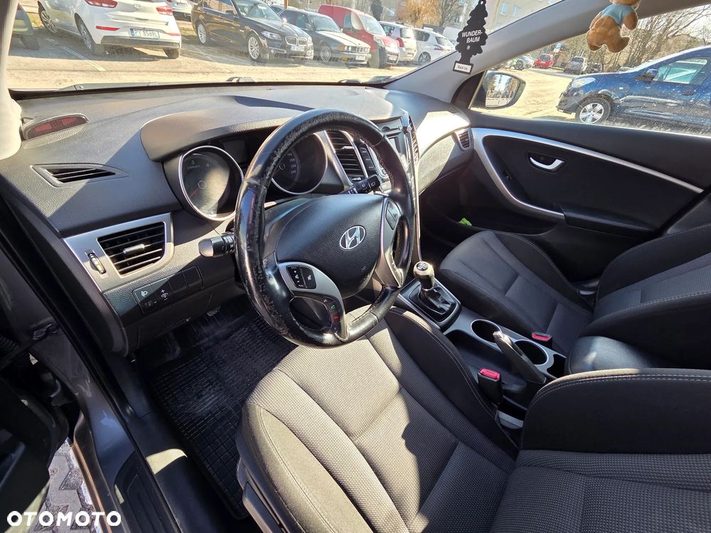 Hyundai i30 1.6 CRDi Comfort - 11