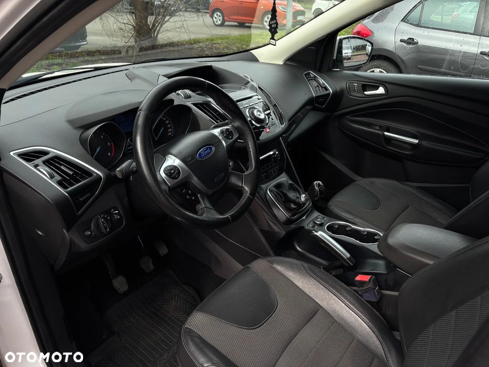 Ford Kuga 2.0 TDCi 4WD Titanium Plus - 6
