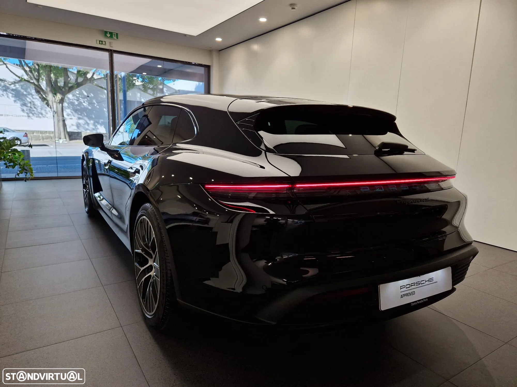 Porsche Taycan Sport Turismo 4S - 3